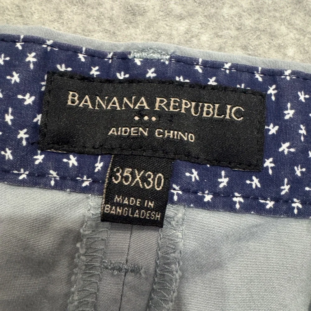 Banana Republic Aiden Chino Mens 35x30 Light Grey Slim Fit Cotton Stretch Pants‎